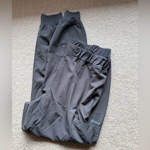 Med Couture Peaches Charcoal Joggers XLT